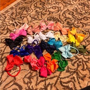 Huge Lot of 22 Hairbows